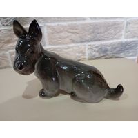 Статуэтка ФАРФОР.