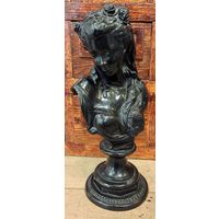 Чугунный бюст "Весна" Касли, 1985 год