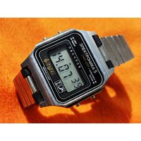 Электронные часы. Электроника 5 (классика), браслет бонусом. Уже нечастые в таком неплохом внешнем состоянии, полностью рабочие. Торг есть. (Nо 6).