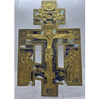 Распятие меднолитое с предстоящими, эмали.