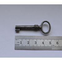 Старый ключик.