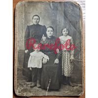 1899-1902 Вязьма Кабинет портрет семья студийное фото типажи ретро фотограф О.Н. Аншелиевич