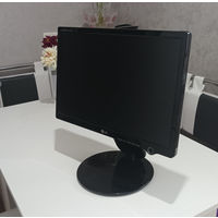 Монитор LG Flatron L197 WH