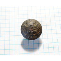 Пуговица Орлянка с остаткоми позолоты.