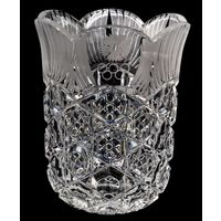 Ваза Олимпиада-80 ЛЗХС (Магнолия)  автор Пыльд.Х.М.