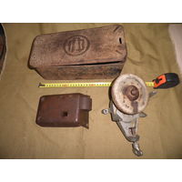 Точилка механическая ЛОМО,защёлка калитки,гаражная,электроящик(32х14х10 см.).С рубля.