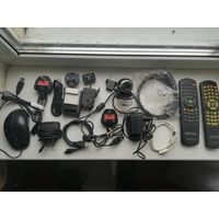Шнуры,зарядное,переходники,мышь,камер а.Исправность не проверялось. С рубля.