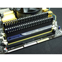 Оперативная память Corsair Dominator 1066 МГц CL5 DDR2