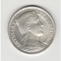 Монета 5 лат 1929 года. Латвия. Серебро.
