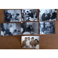 Фотографии черно-белые.Застолье.