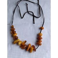 Бусы янтарь