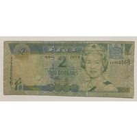 Банкнота Фиджи 2 доллара 2002 год. Елизавета II