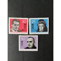 ГДР 1964 Полная серия марок "За мир во всем мире" (чистые*, есть следы от наклеек) Mi.1049-1051 каталог 2.00 евро