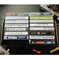 Аудиокассеты (Prodigy, Aphex Twin, FSOL, Matrix, Klubbheads )