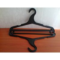 Три Вешалки - Одним Лотом.