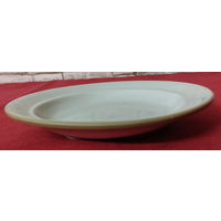 Тарелка эпохи СССР. Бугульминский фарфоровый завод, г. Бугульма Татарская АССР, 1982-1992 гг