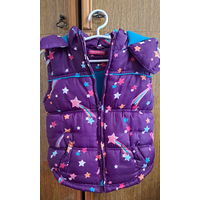 Куртка-жилетка сиреневая в звезды на флисе на девочку, на 6-8лет, б.у