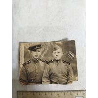 Фотография. История СССР в лицах. Советские солдаты из 1948 года. Автомобильные войска.