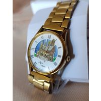 Часы кварцевые Луч 1990-х годов Минск, Красный Костел. Циферблат день-ночь. На ходу