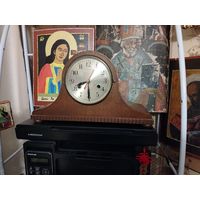 Винтажные часы (корпус) с современным кварцевым механизмом.