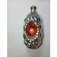 Ёлочная игрушка -  Шишка  . СССР . С рубля