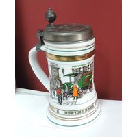 Кружка большая пивная на 2 литра. 70-80-е годы Германия. Фарфор. Высота 27 см.