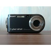 Цифровой фотоаппарат Sony Cyber-shot DSC-P200