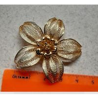 Винтажная брошь. Филигрань.