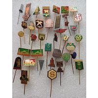 Значки. Тяжёлый металл. В основном Прибалтика. Рига. Вильнюс. Каунас. Нарва и др. Цена указывается за один значок. #-IV-09