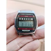 Часы электроника 54