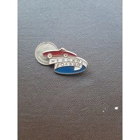 Значок легкий Невское кольцо