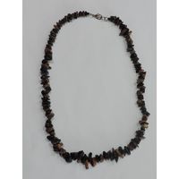 Бусы из камня (агат, тигровый глаз) 80-90-е годы Европа. Длина 44 см.