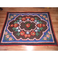 Ковёр,гоберен старинный ручной работы(набивной),основа-мешковина,р-р 195х150 см.С рубля