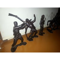 Фигурки СССР Солдаты и кроманьонцы