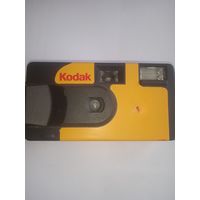 Фотоаппарат Kodak однаразовый, рабочий. Пленка заряжена. Редкий.