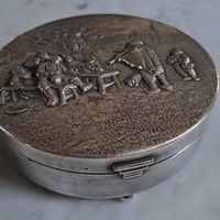 Шкатулка посеребрение. Европа.