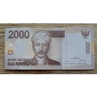 Werty71  Индонезия 2000 рупий 2009 UNC банкнота
