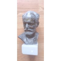 Бюст Чайковского