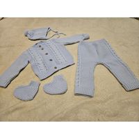 Костюмчик детский вязаный