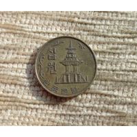 Werty71 Южная Корея 10 вон 1978 Пагода в храме Пул Гук