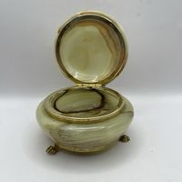 Шкатулка из оникса. Италия. Арт 3549