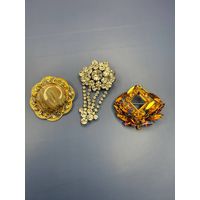Старт с 1 рубля! Брошки Чехословакия 3 шт. Подписывайтесь , много распродаж с 1 рубля и постоянное обновление товара!