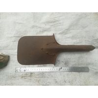 Саперная лопатка в хорошем состоянии.