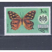 [859] Бутан 1975. Фауна.Бабочка.3 ch. MNH