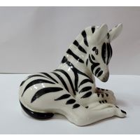 Статуэтка фарфоровая "Зебра" ЛФЗ 70-е годы СССР. Высота 8 см.  Целая, без реставрации.