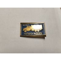 Автомобиль Урал 4320