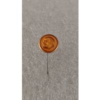 Значек знак Ленин,200 лотов с 1 рубля!!!