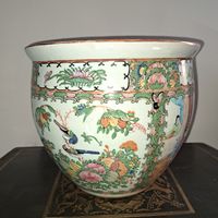 Старинная ваза. FAMILLE ROSE. 1900 г. Китай.