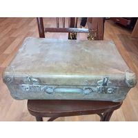 Небольшой чемодан СССР