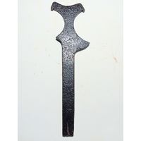 Ключ из ЗИПа к 82-мм. миномету